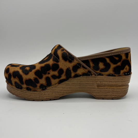 Left facing view of a leopard print clog