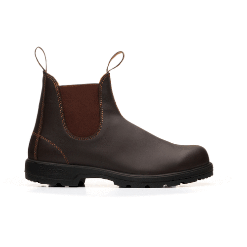 360 degree view of the right boot. Tan coloured stitching around the boot and Blundstone branded pull-on straps