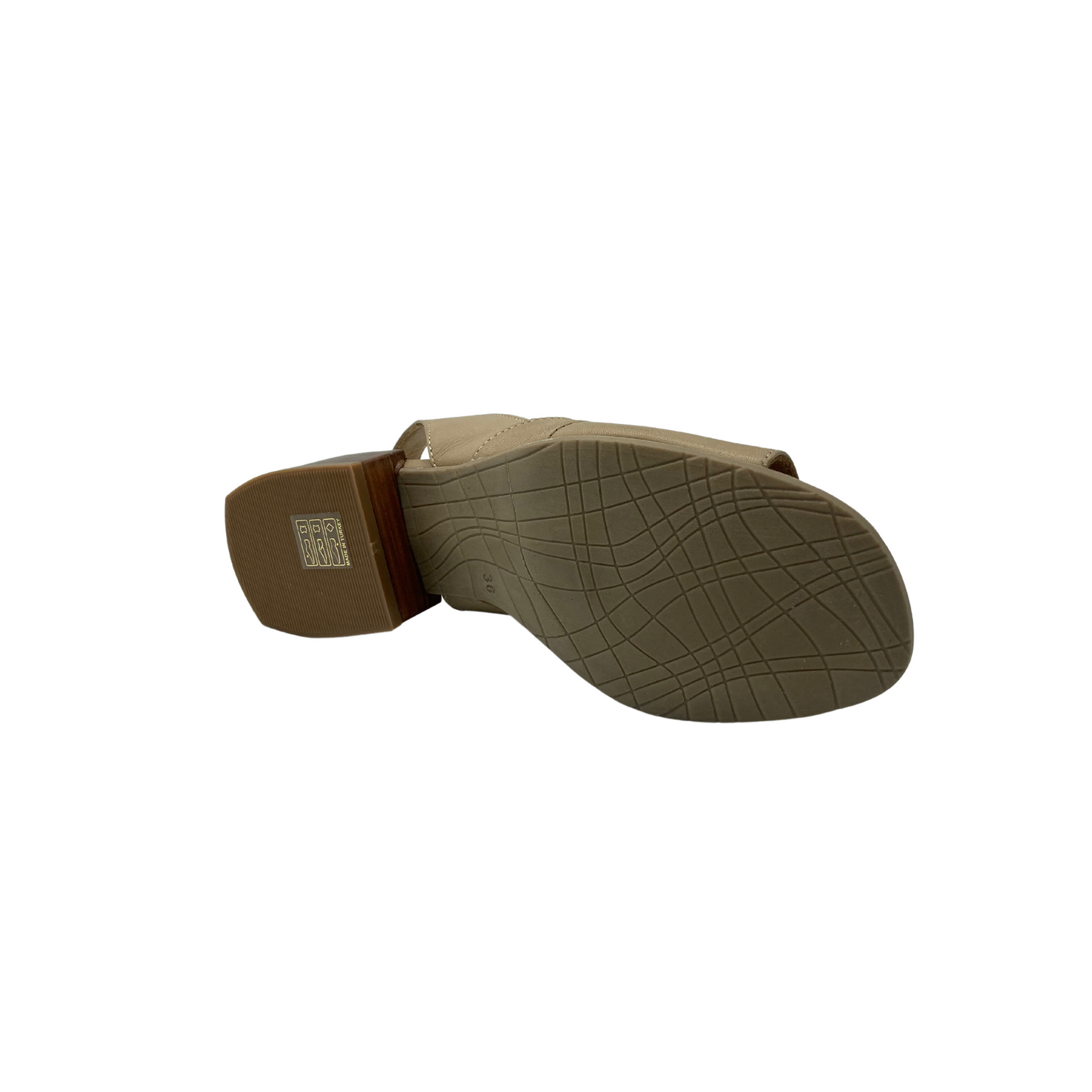 Sole of Bueno Gina sandal. Rubber with low, square heel
