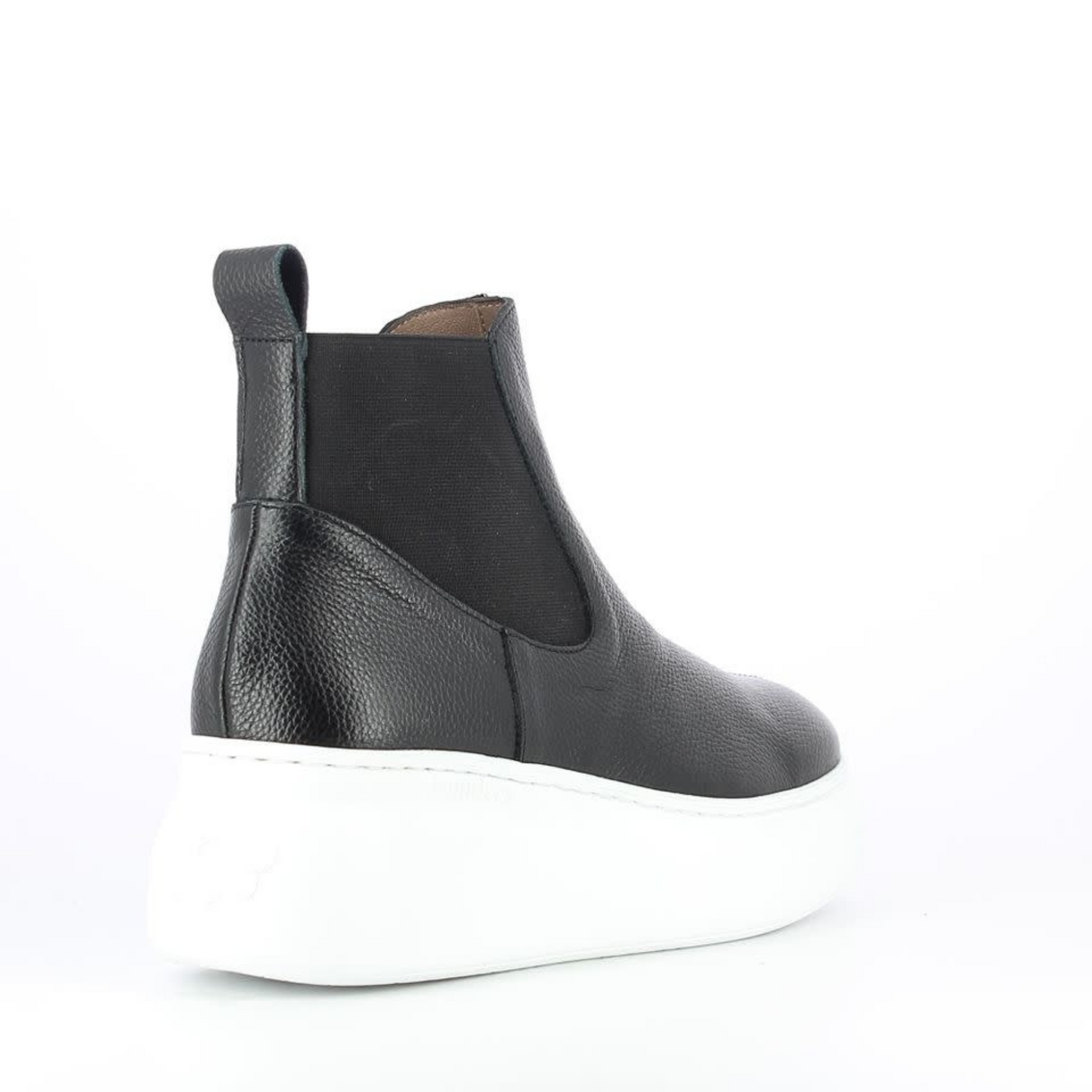 Rear angled profile of the Wonders Barcelona Boot in the colour Black.