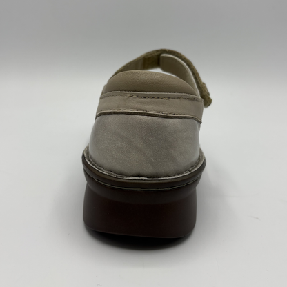 Back view of a taupe sandal