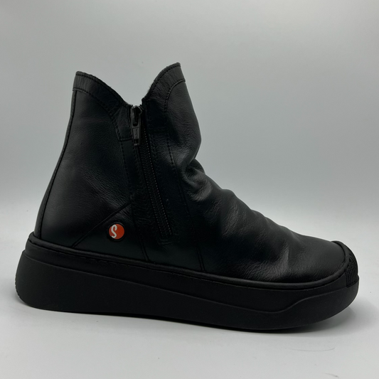 Black scrunch bootie  on a gray background