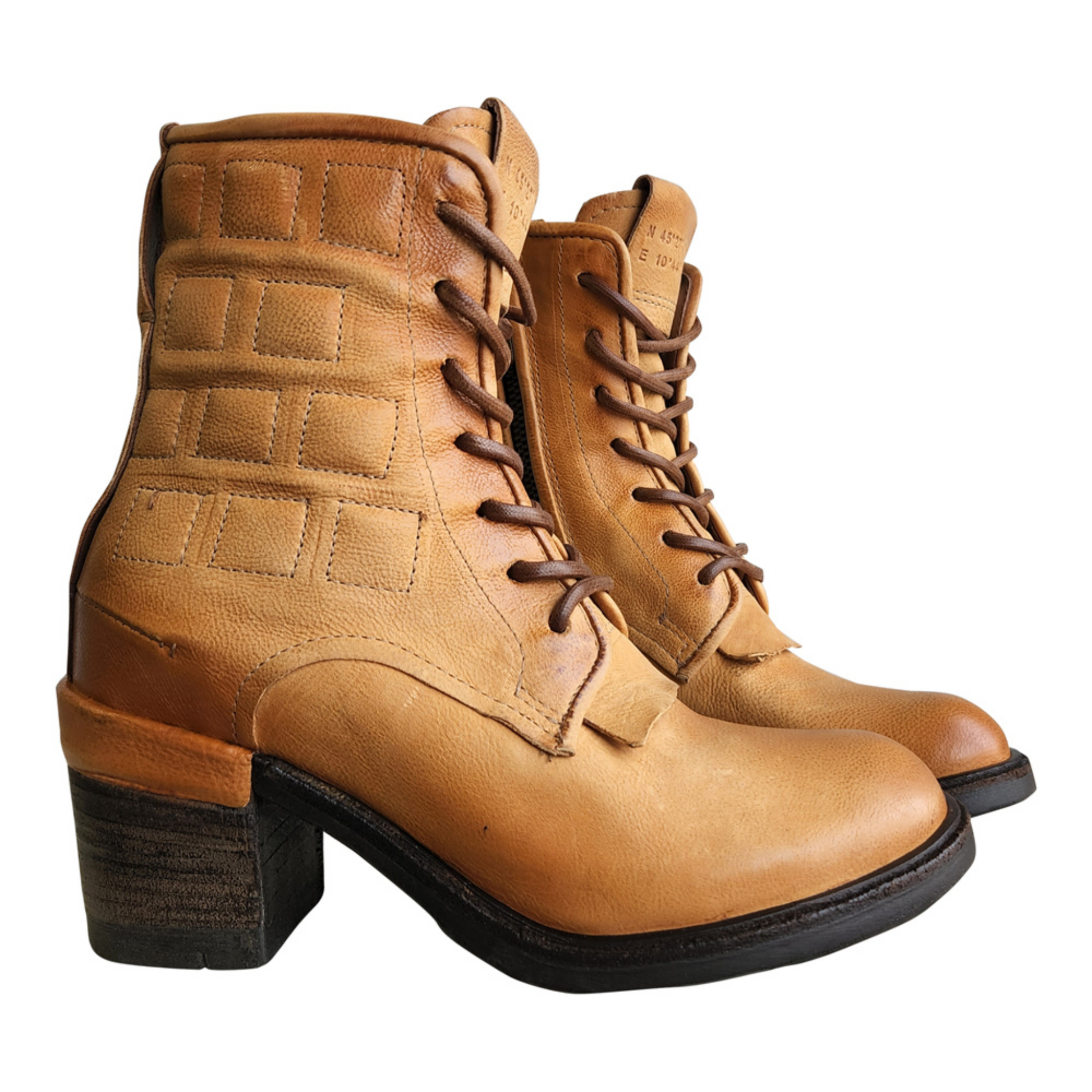 Side profile of a pair of A.S. 98 Florence Boots in the colour Nacho.
