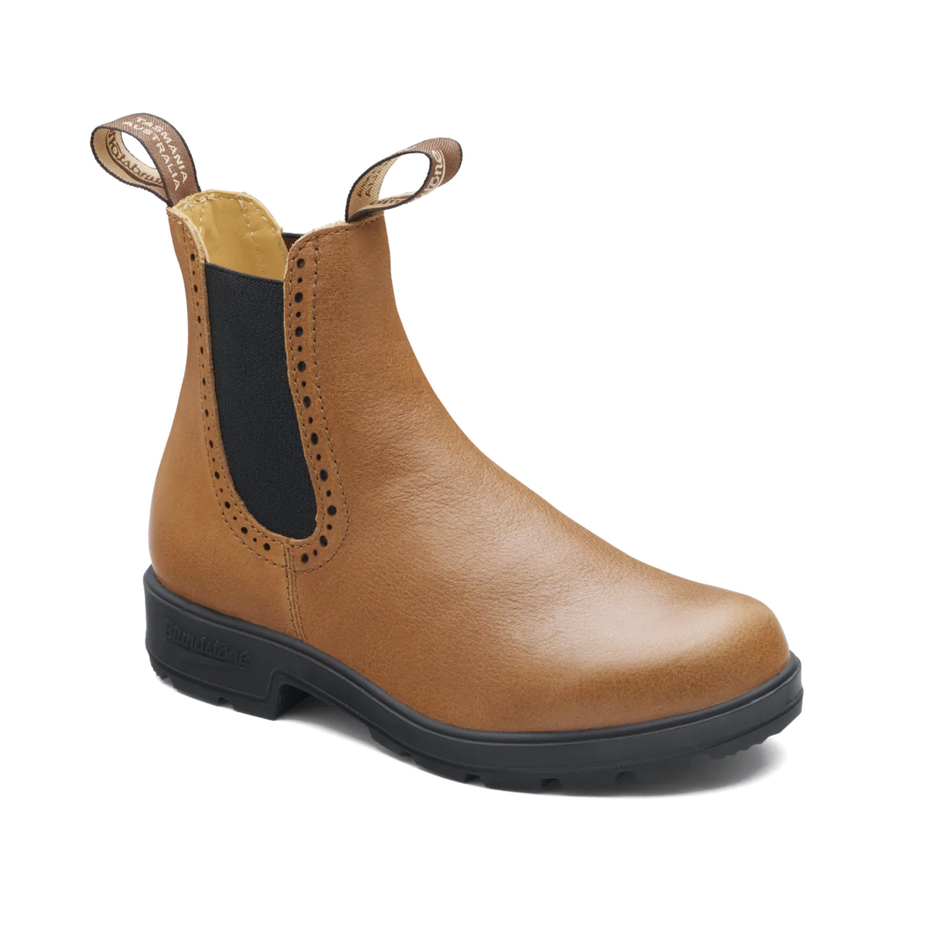 Front angled profile of the Blundstone Camel Ladies Hi Top 2215. 