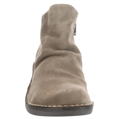 Front profile of the Fly London Merk Boot in the colour Taupe.