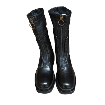 Front profiles of a pair of Mjus Lucca Boots in the colour Black.