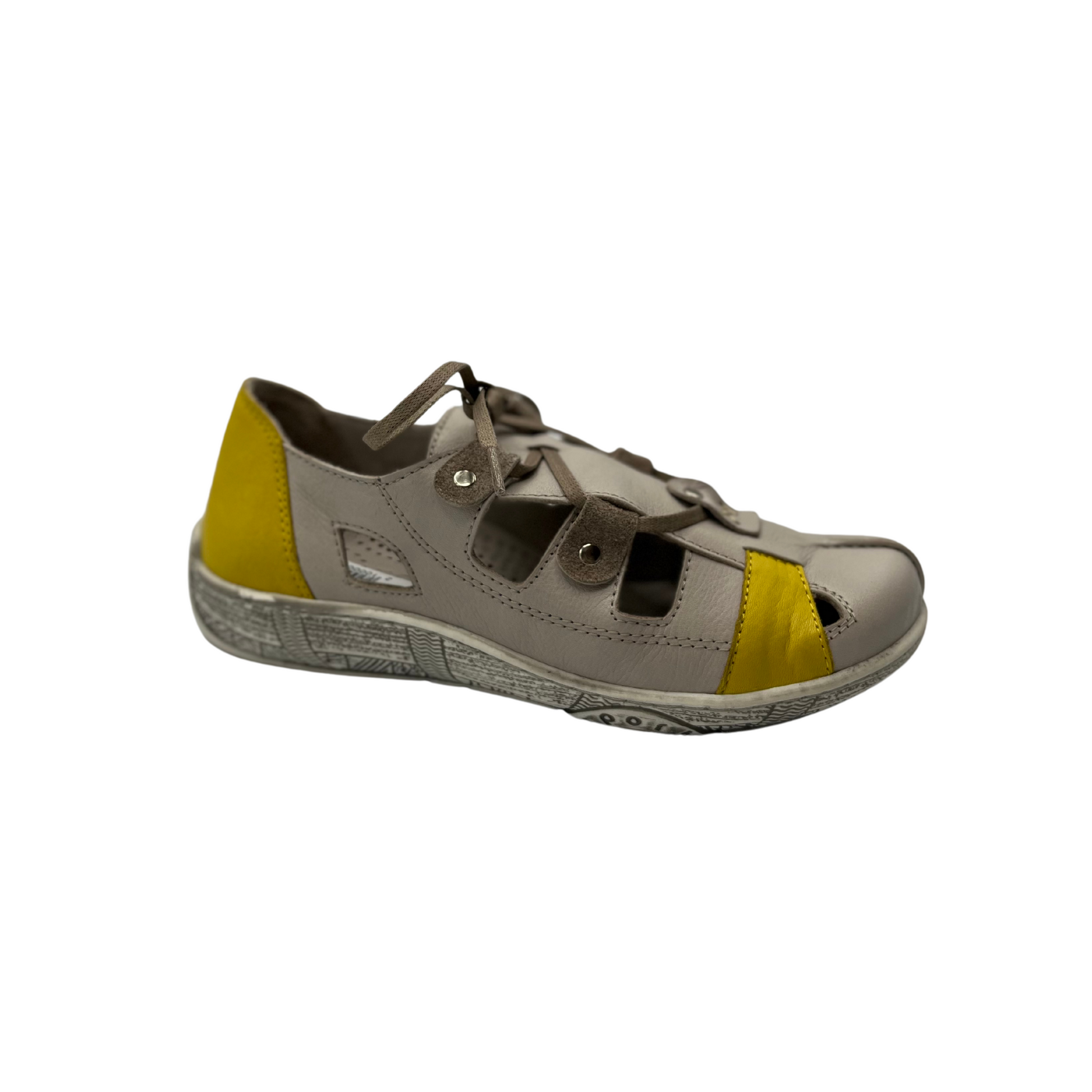 Roamers Hilda in the yellow/grey colour with removable footbed.